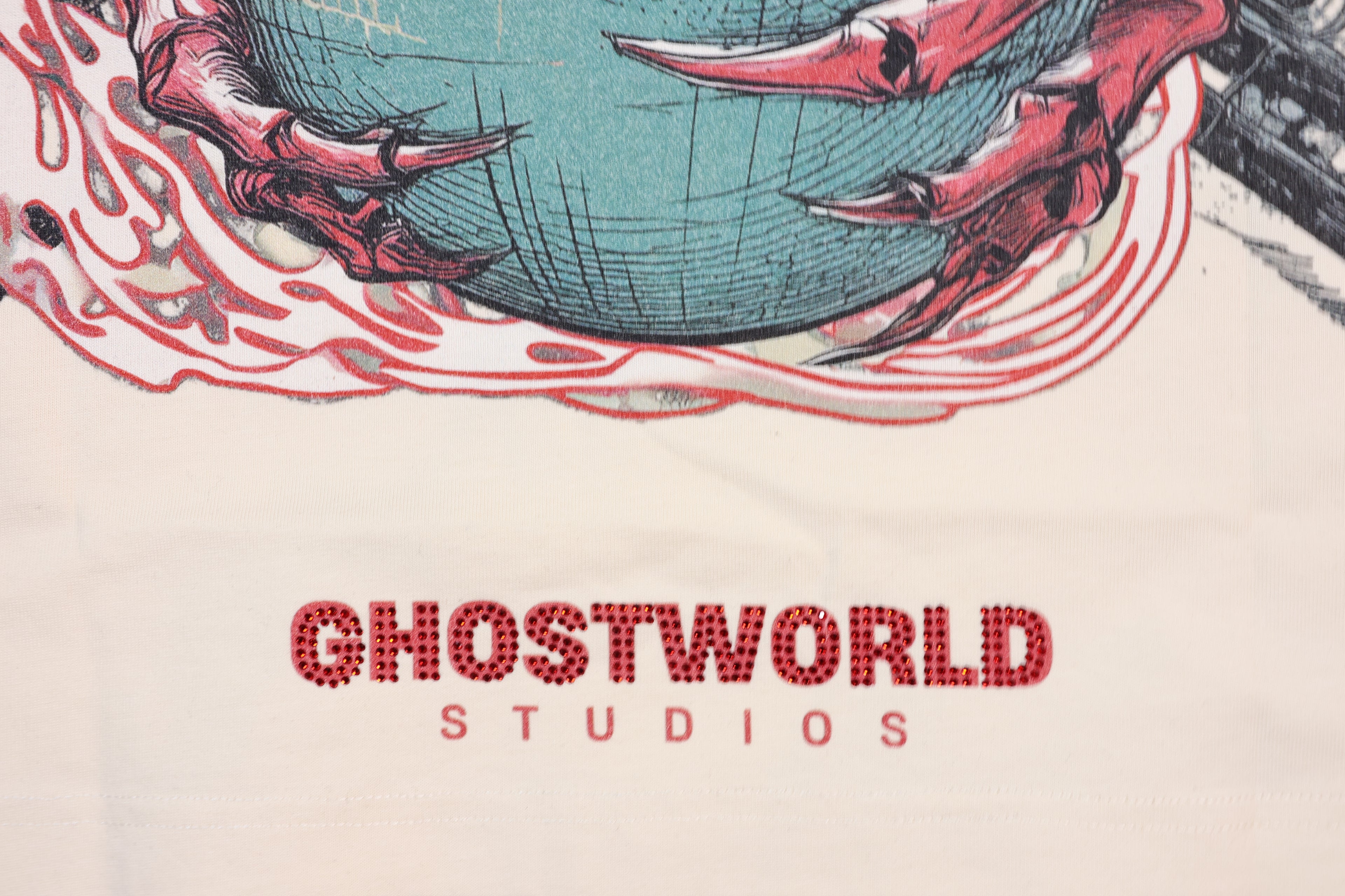 Barbed Wire Wrap Tee – Bone